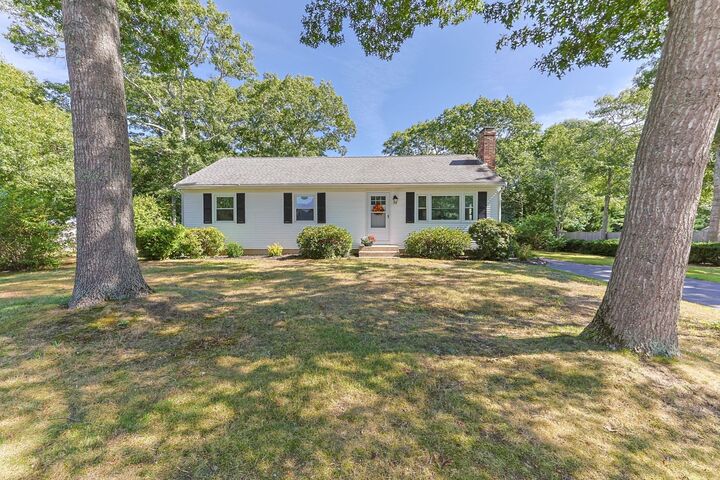 Property Photo:  124 Starlight Drive  MA 02648 