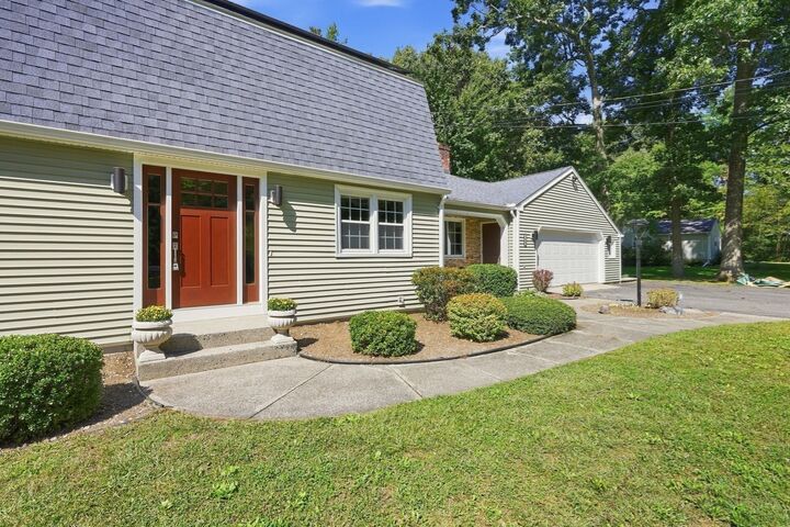 Property Photo: 1105 Stony Hill Rd MA 01095