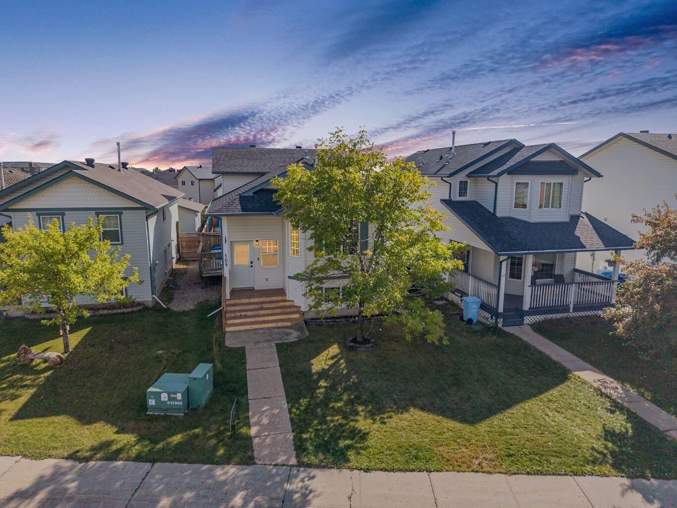 Property Photo:  109 Laurier Road  AB T9K 2L4 