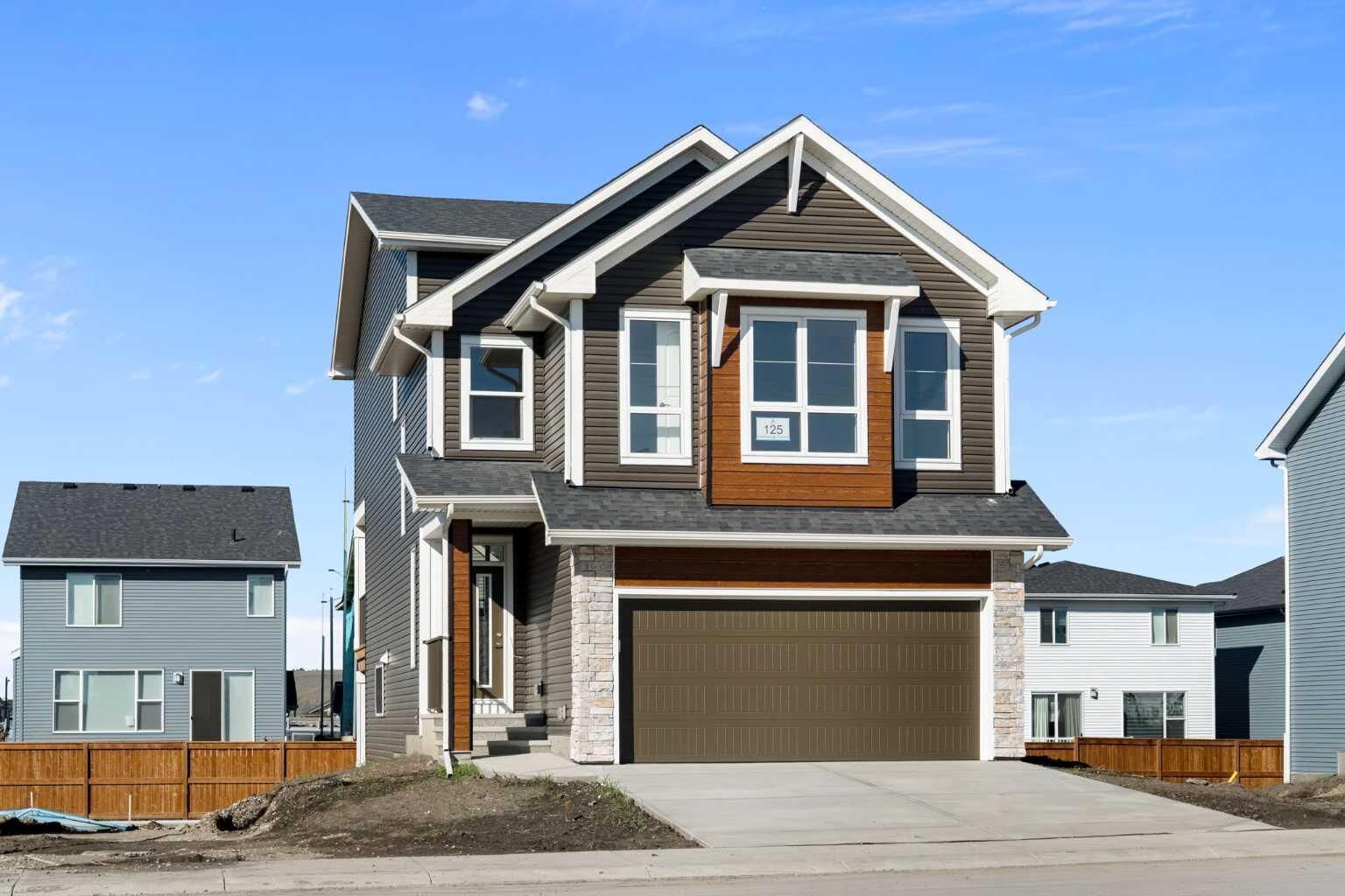 Property Photo:  125 Southborough Common  AB T4C 2P5 