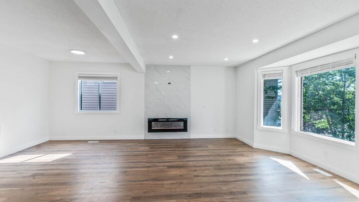 Property Photo:  15 Taraglen Court NE  AB T3J 2M6 
