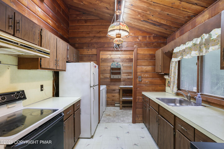 Property Photo: 135 Sportsmen Drive PA 18326