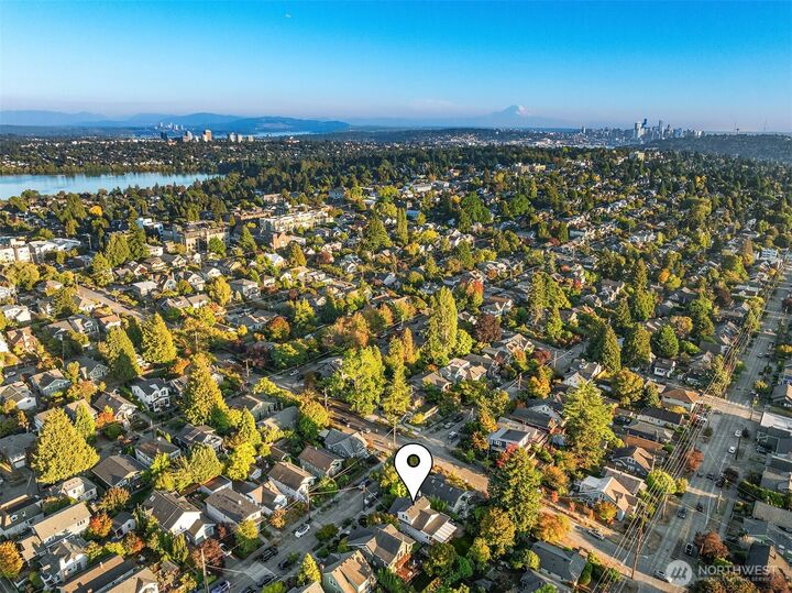 Property Photo:  7209  2nd Avenue NW  WA 98117 