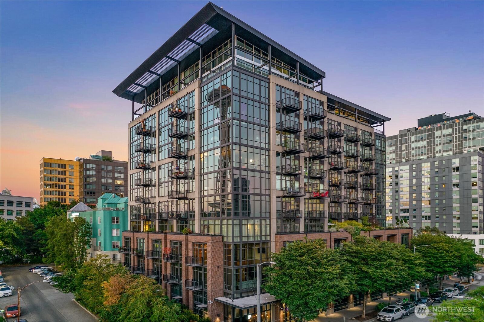Property Photo:  2720  3rd Avenue 500  WA 98121 