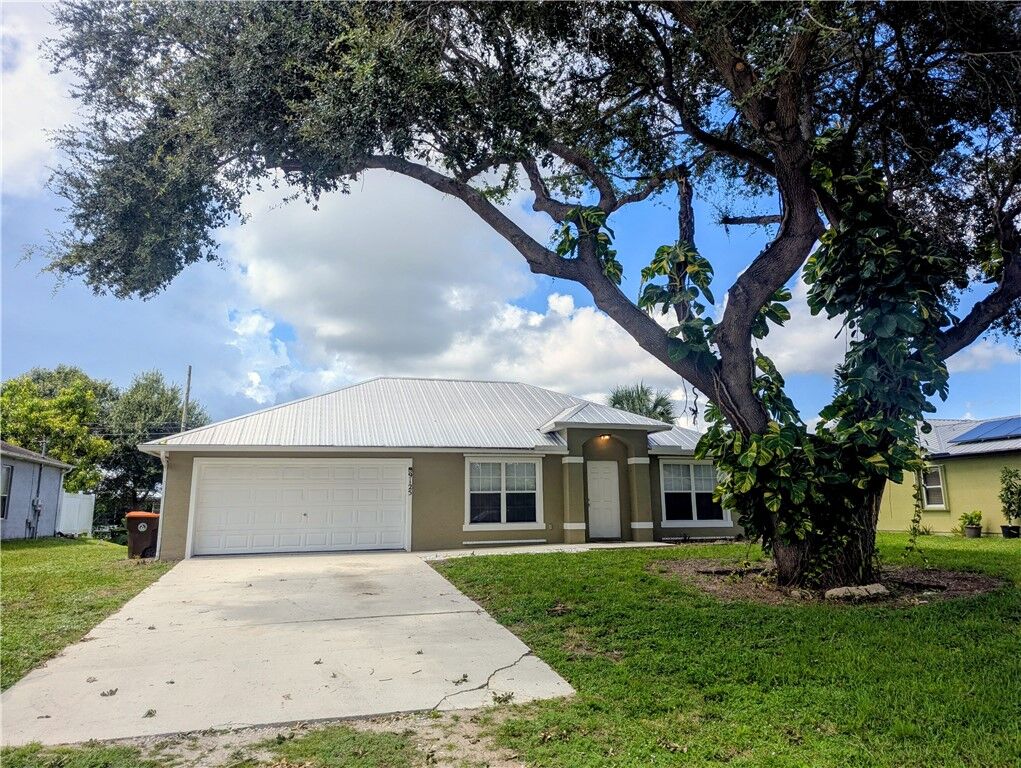 Property Photo:  9125 100th Court  FL 32967 