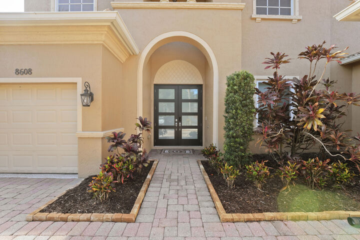 Property Photo: 8608 Palisades Lake Drive FL 33411