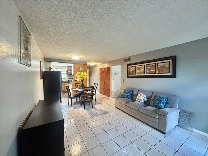 Property Photo:  6100 Forest Hill Boulevard 101  FL 33415 