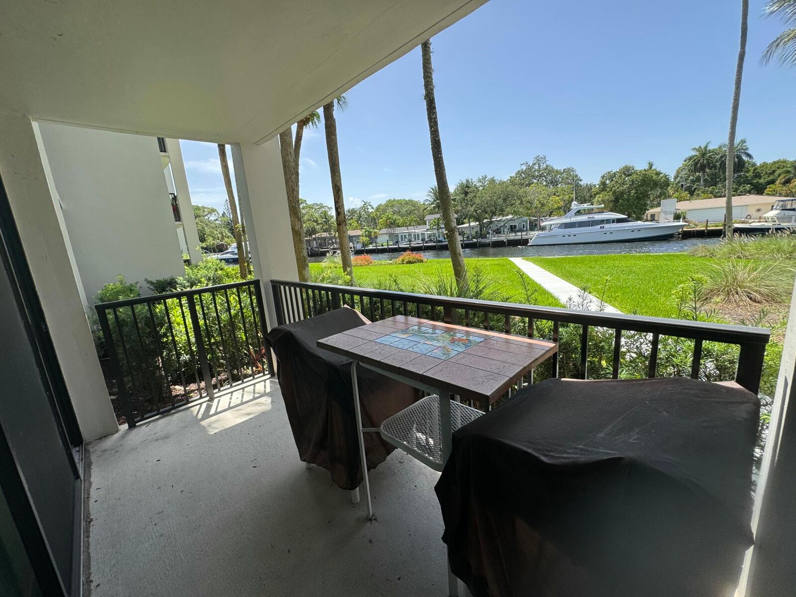 Property Photo: 1350 River Reach Drive 106 FL 33315