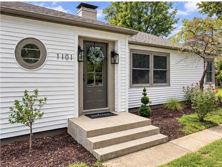 Property Photo: 1101 Sylvan Nook Dr IN 47374