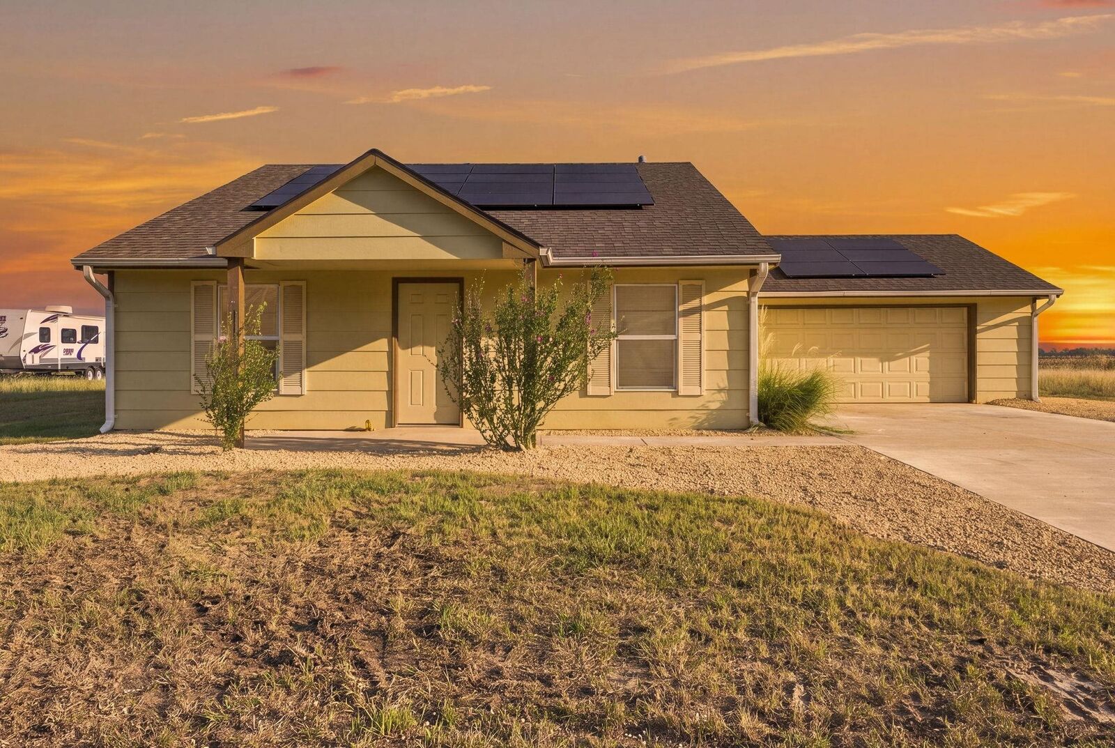 Property Photo:  202 E 3rd St  KS 67063-1103 