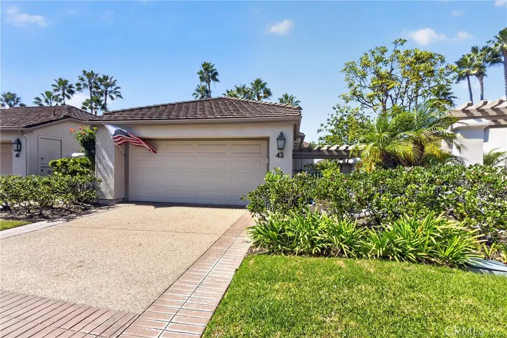Property Photo:  43 Seabrook  CA 92660 