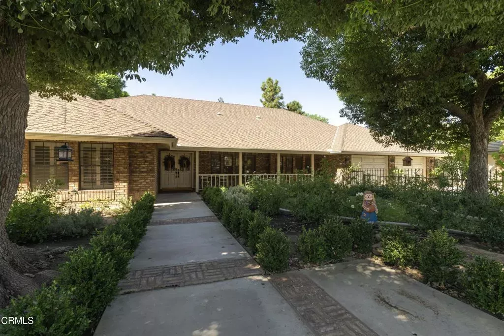 Property Photo:  2201 Haggin Oaks Boulevard  CA 93311 