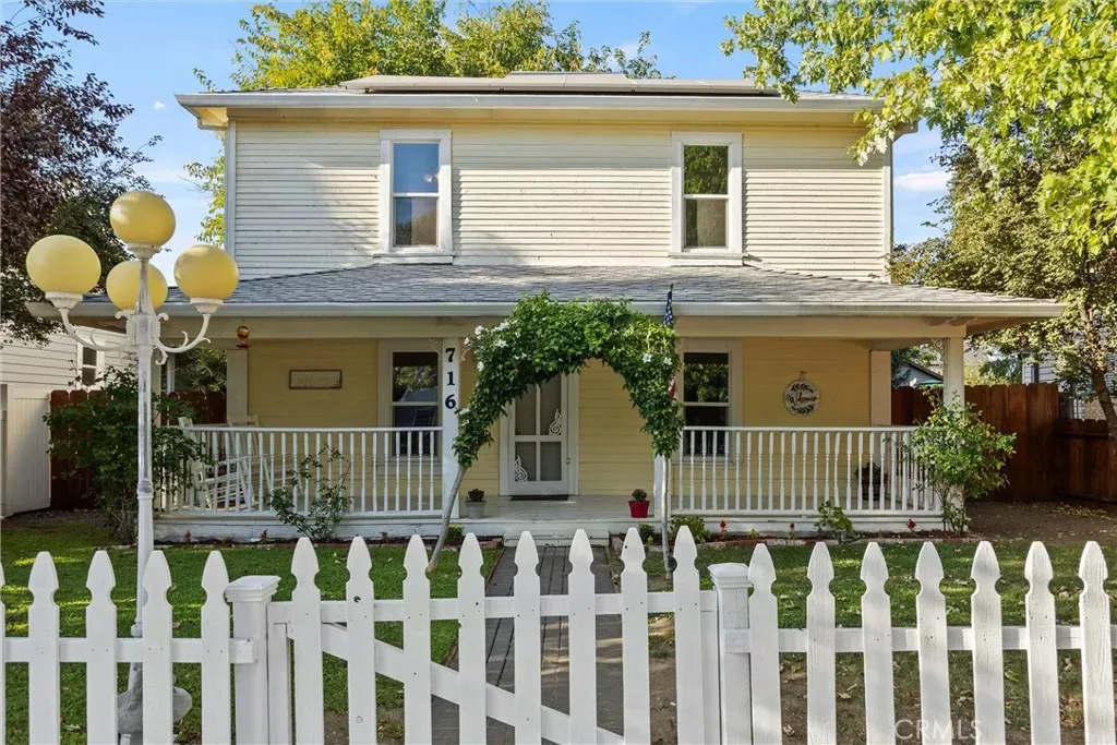 Property Photo:  716 Walnut  CA 96021 