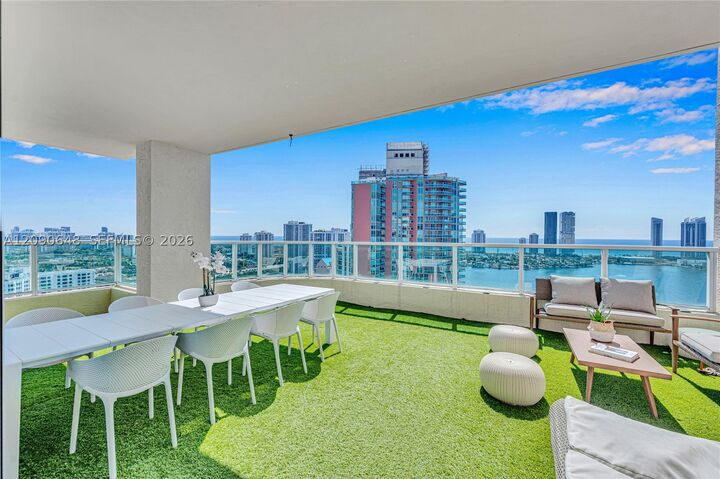 Property Photo:  3330 NE 190th St Uph11  FL 33180 