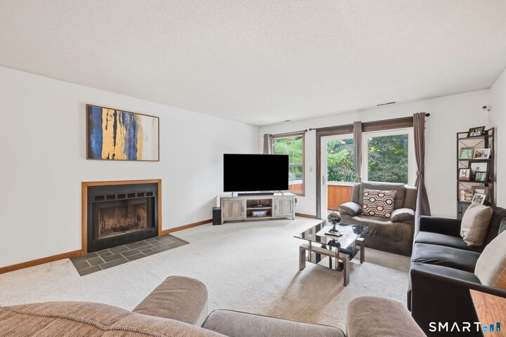 Property Photo:  1101 Sunfield Drive 1101  CT 06074 