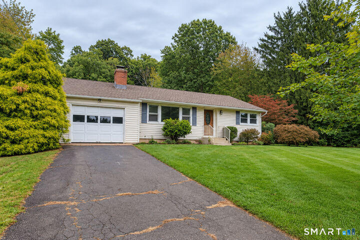 Property Photo:  54 Halsey Drive  CT 06492 