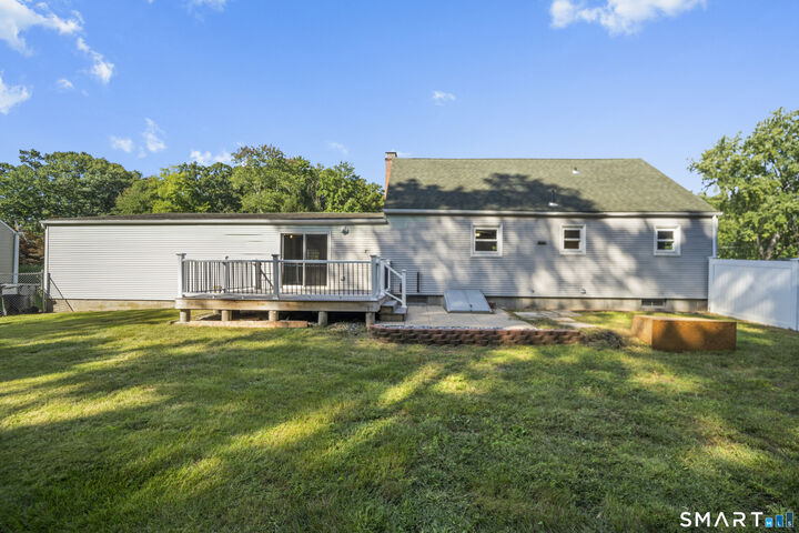 Property Photo:  5 Belinda Lane  CT 06082 