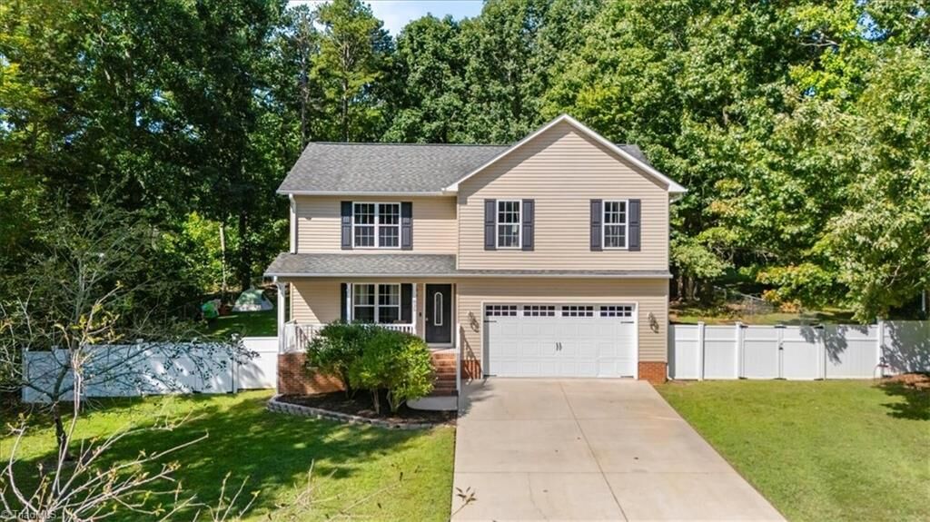 Property Photo: 835 Hidden Court NC 27205