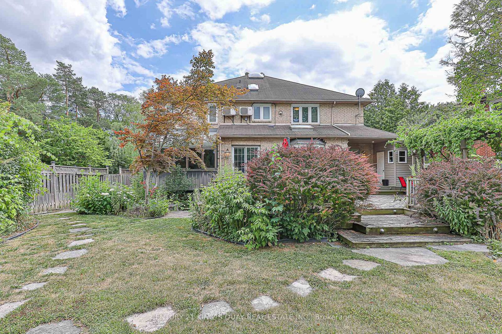 Property Photo:  338 McKee Avenue  ON M2N 4E5 