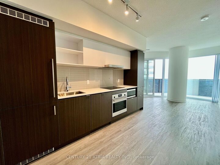 Property Photo:  55 Cooper Street 4509  ON M5E 0G1 