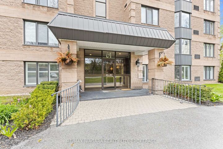 Property Photo:  61 Paffard Street 403  ON L0S 1J0 