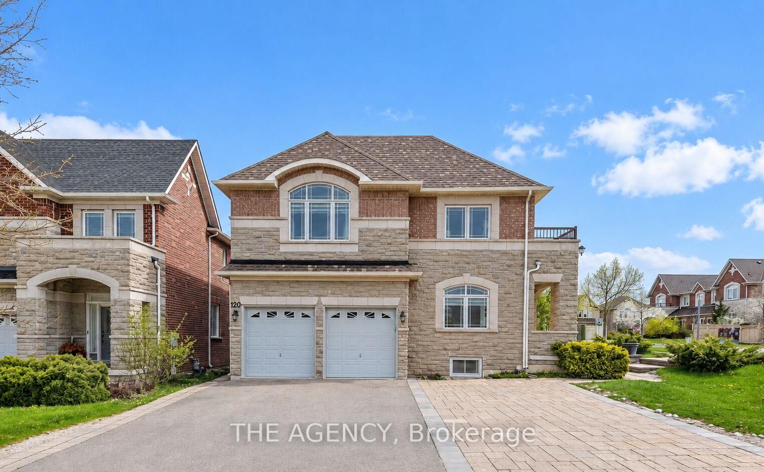 Property Photo: 120 Valley Vista Drive ON L6A 0Z3