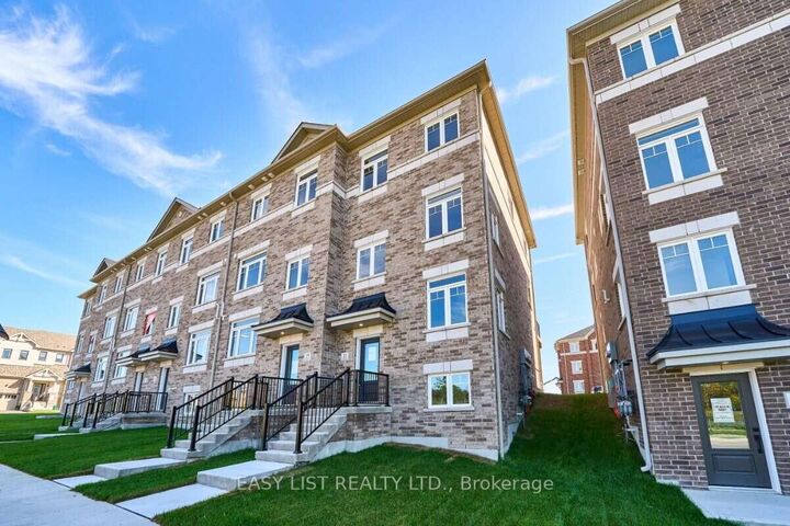Property Photo:  23 Addyman Crescent  ON L1B 0X4 