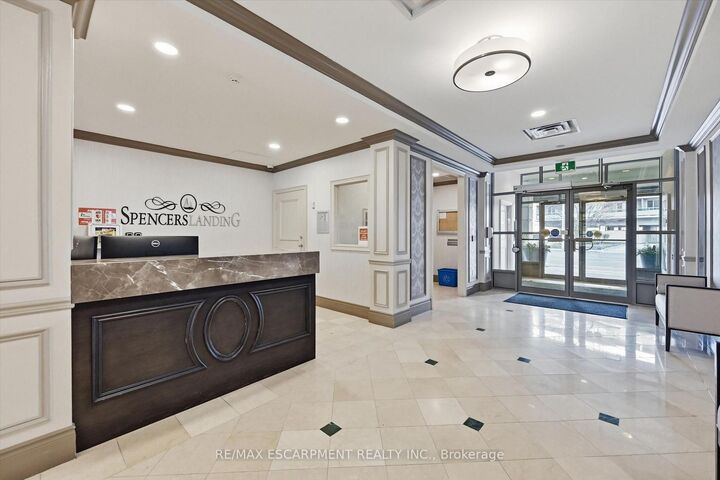Property Photo:  442 Maple Avenue 904  ON L7S 2L7 