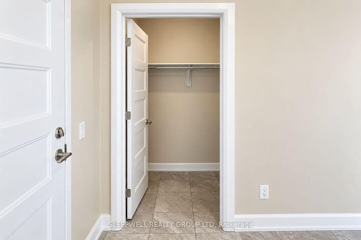 Property Photo:  480 Church Street 205  ON K4R 0G4 