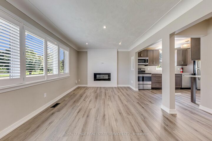 Property Photo:  191 Nash Road N Upper  ON L8H 2P8 