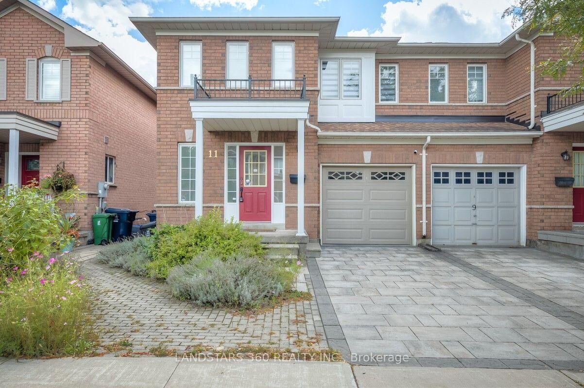 Property Photo: 11 Wilket Creek Road ON M3C 4A1