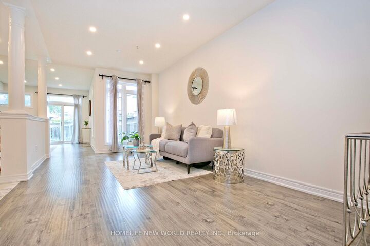 Property Photo:  16 Venture Avenue  ON L4S 2P2 