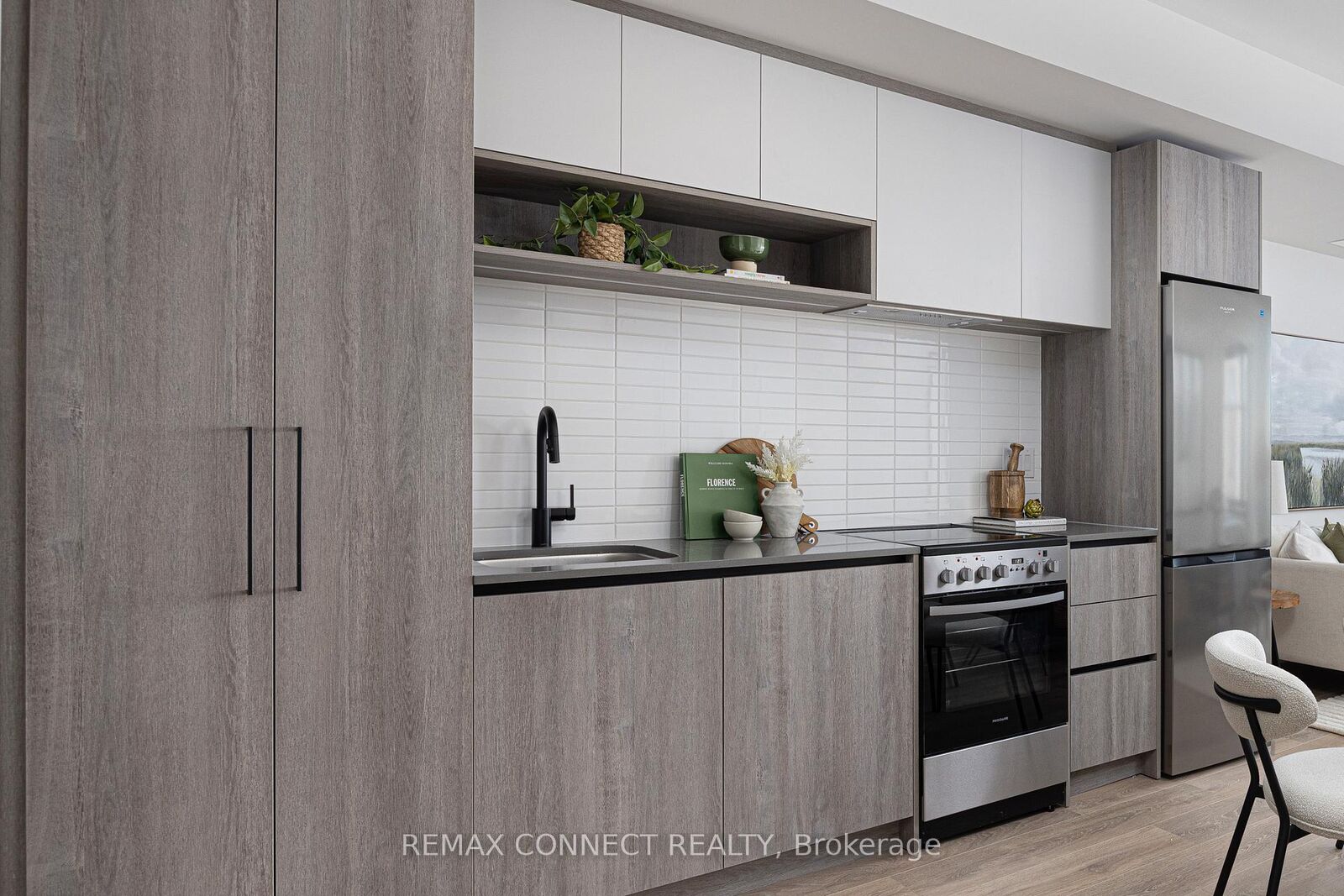 Property Photo: 181 Sterling Road 1107 ON M6R 2B2