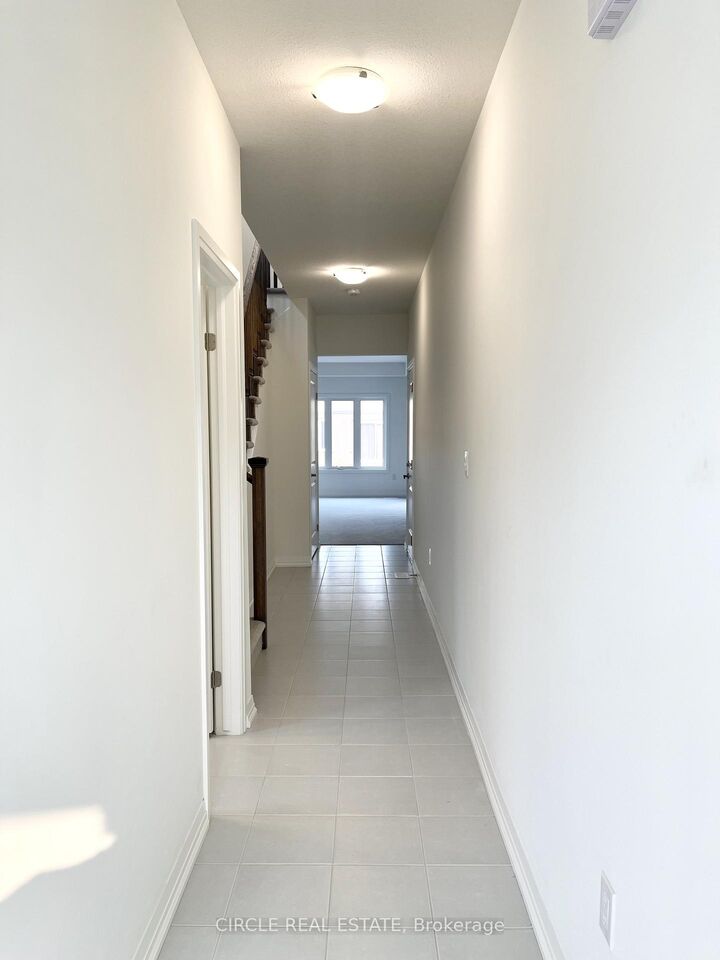 Property Photo:  160 Bur Oak Drive  ON L2V 0L7 