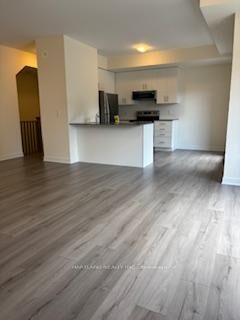Property Photo:  1695 Dersan Street 902  ON L1X 0S9 