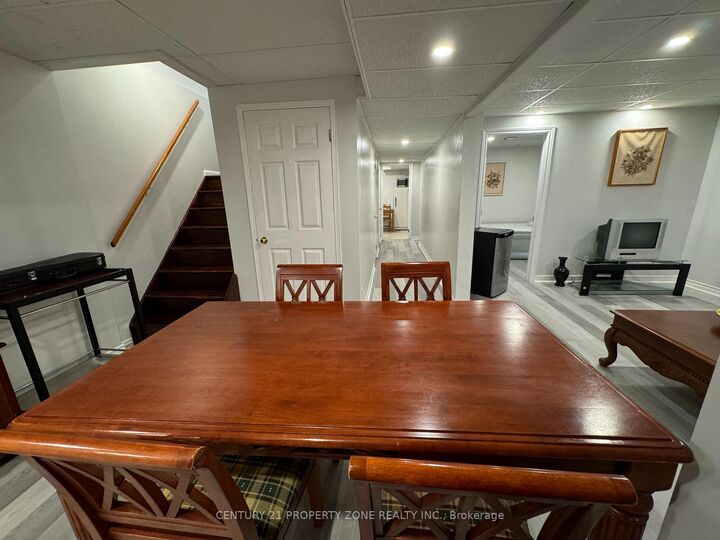 Property Photo:  3200 Osbourne Road Basement  ON L5L 4A2 