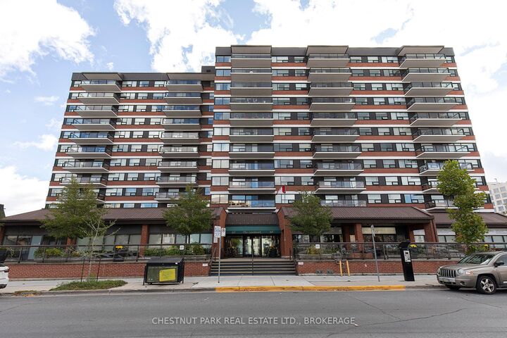 Property Photo:  165 Ontario Street 401  ON K7L 2Y6 