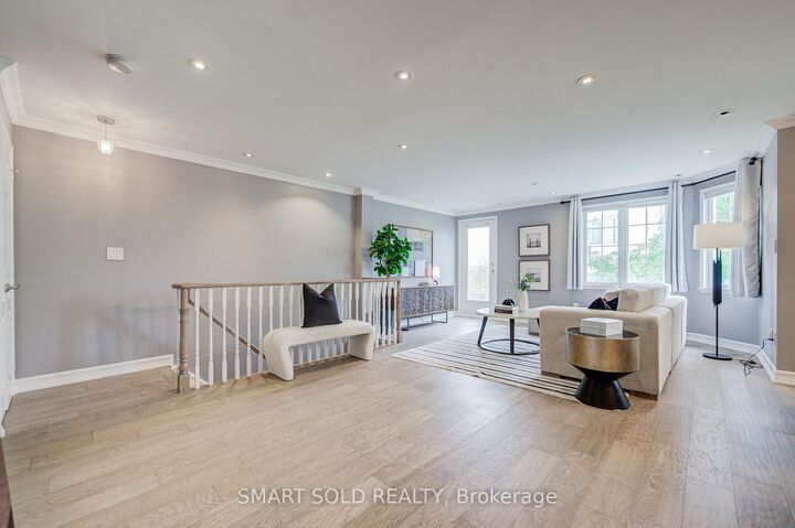 Property Photo: 108 Finch Avenue W C20 ON M2N 6W6