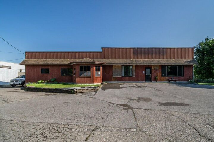 Property Photo:  108 Dundas Street  ON K0K 1X0 