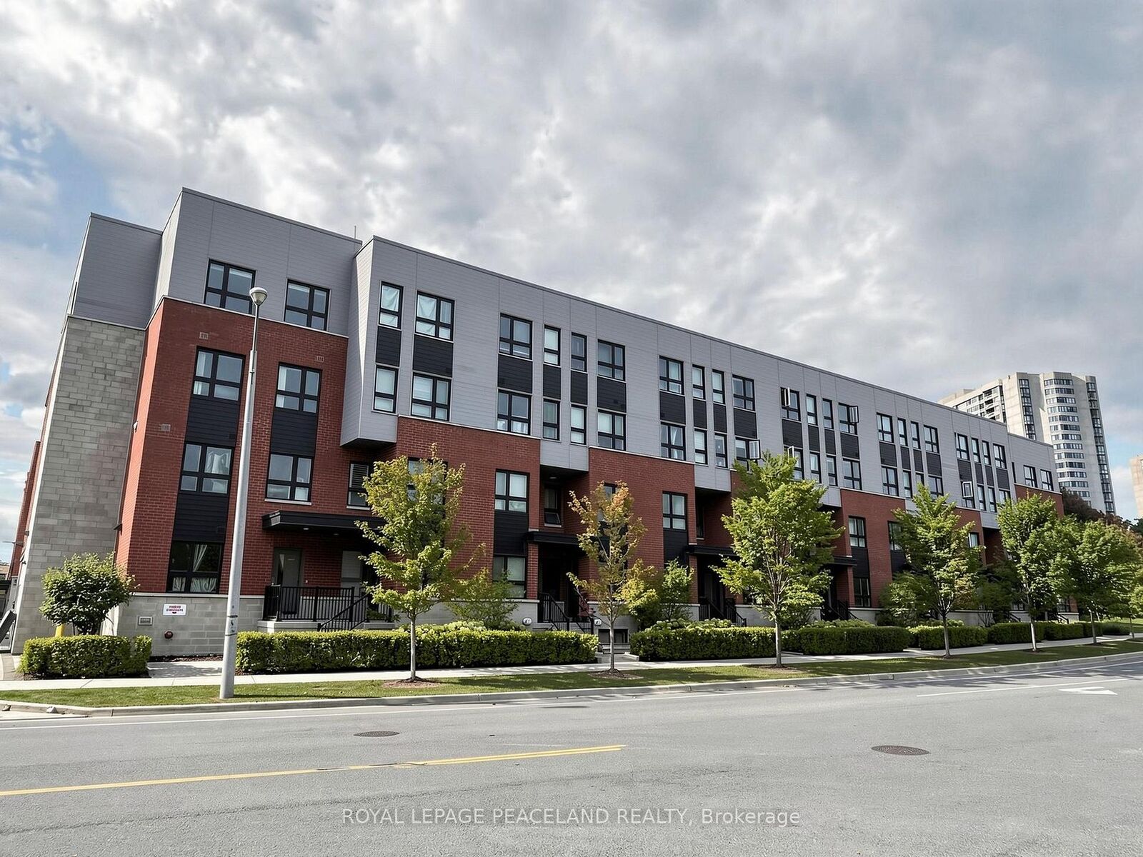 Property Photo:  2100 Bridletowne Circle 325  ON M1W 2L1 