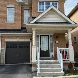 Property Photo:  100 Lanark Circle Main &Amp 2nd Floor  ON L6X 5L4 
