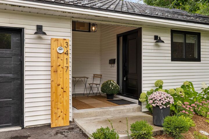 Property Photo:  3417 Timberline Avenue  ON L3V 0V8 