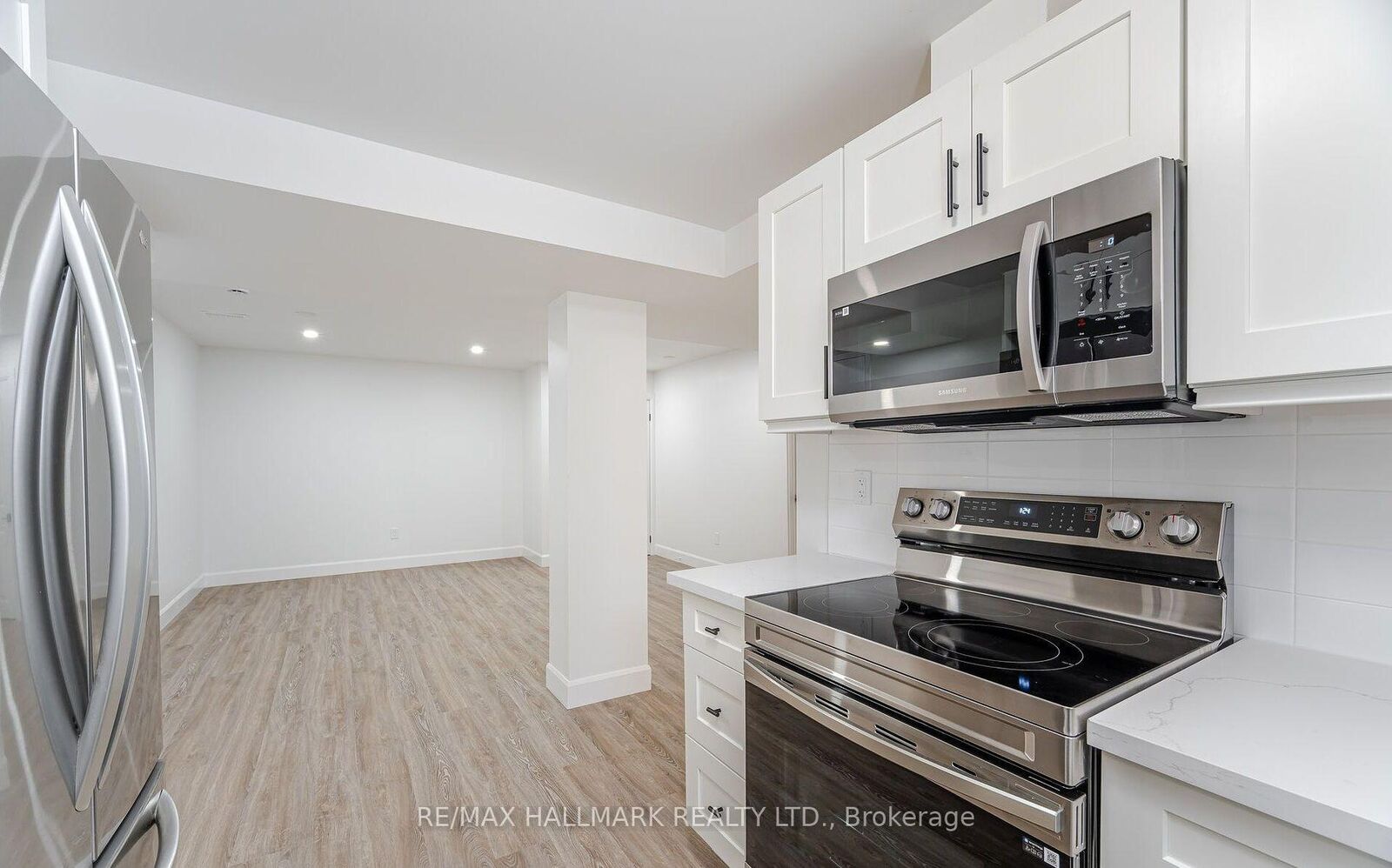 Property Photo:  283 Porter - Lower Level Street  ON L1J 1N3 
