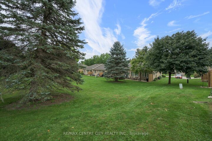 Property Photo: 1241 Hamilton Road 53 ON N5W 6B3