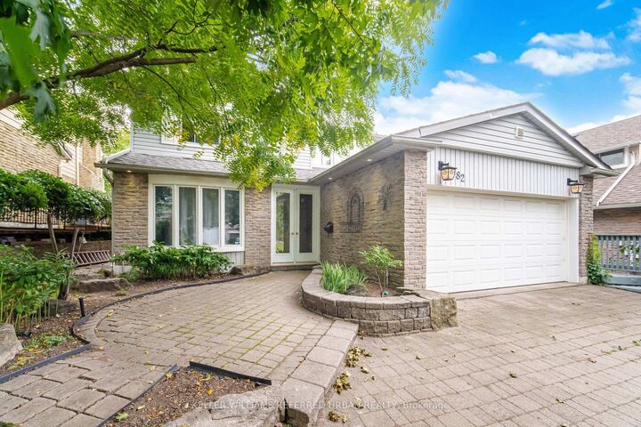 Property Photo:  82 Eastman Crescent  ON L3Y 5S2 