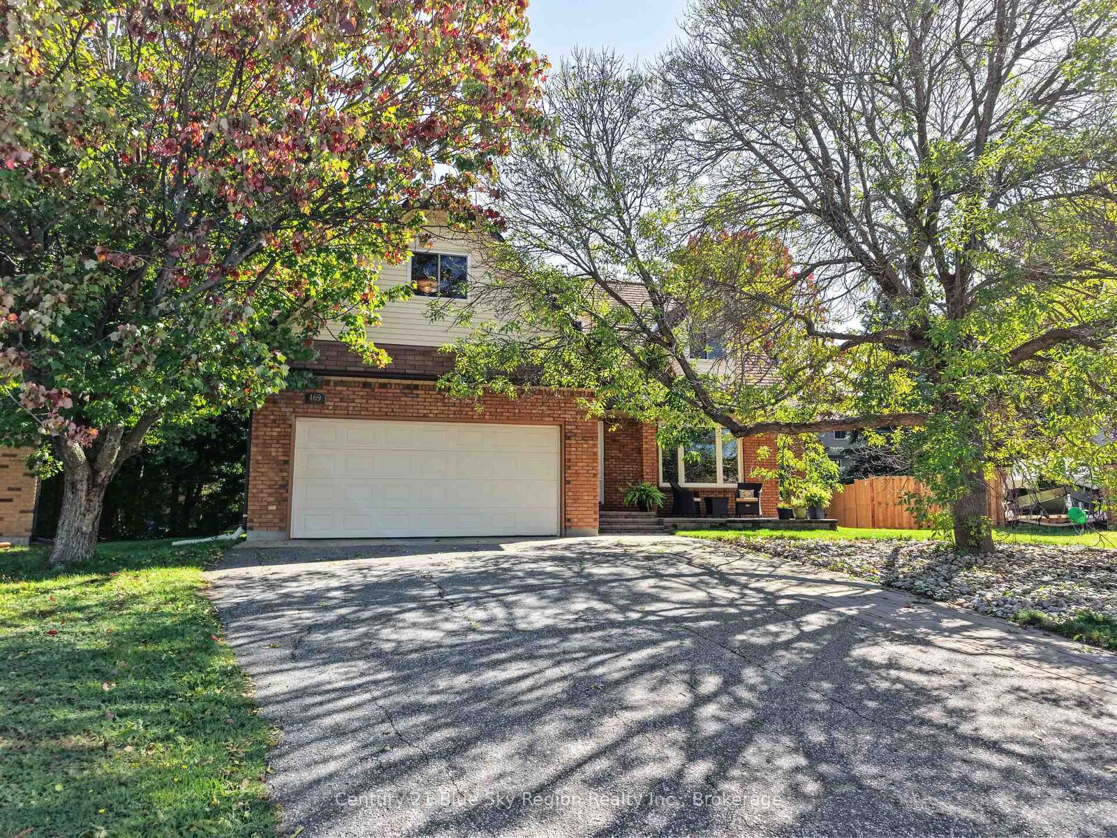 Property Photo:  469 Maplewood Avenue  ON P1B 8Z3 