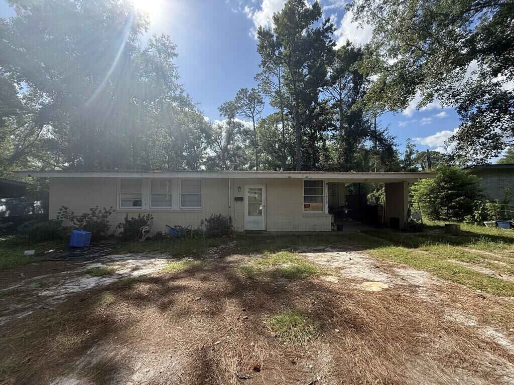 Property Photo:  1016 Hillside Drive  GA 31601 