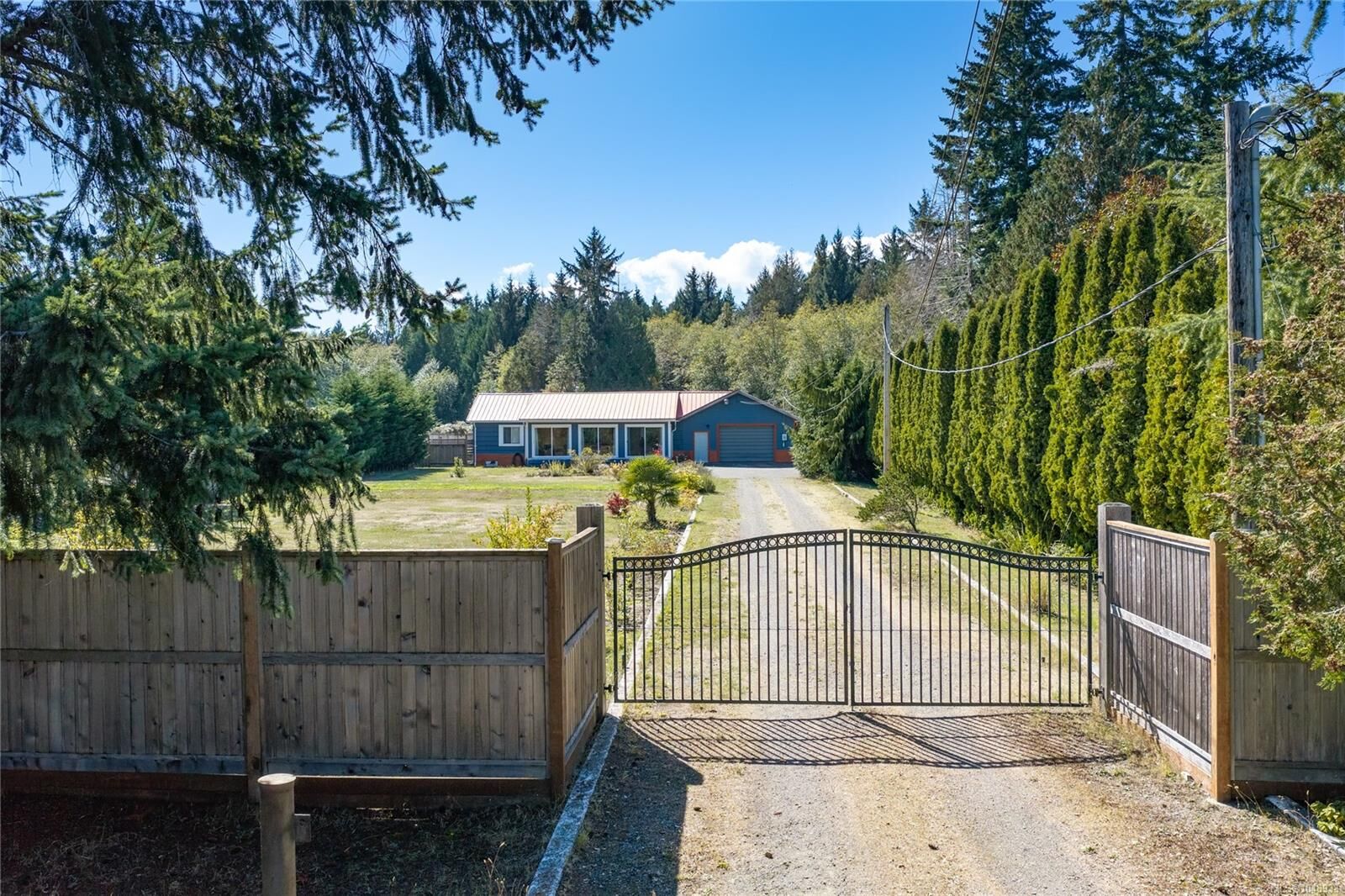 Property Photo:  5212 Gainsberg Rd  BC V0R 1G0 
