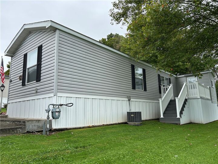 Property Photo: 1 Grandview 9 PA 16130