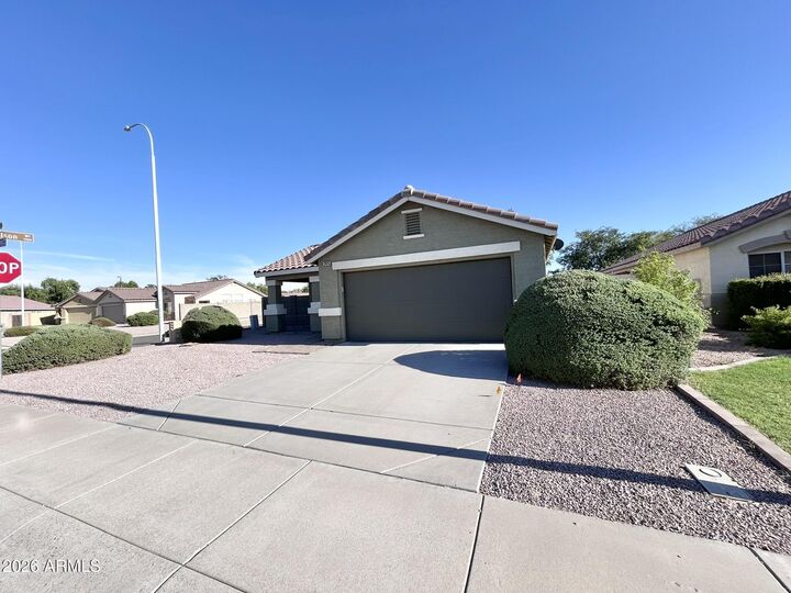 Property Photo:  2435 E Browning Place  AZ 85286 